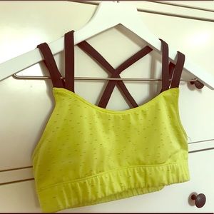 Oiselle scantron strappy sports bra, size m